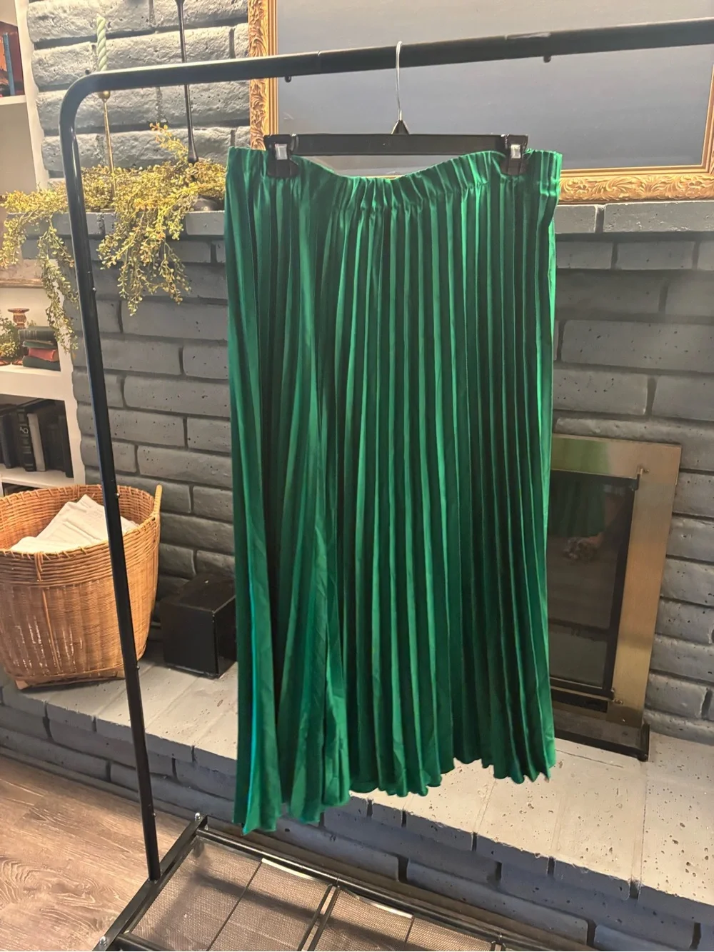 SHEIN Emerald Green Pleated Maxi Skirt